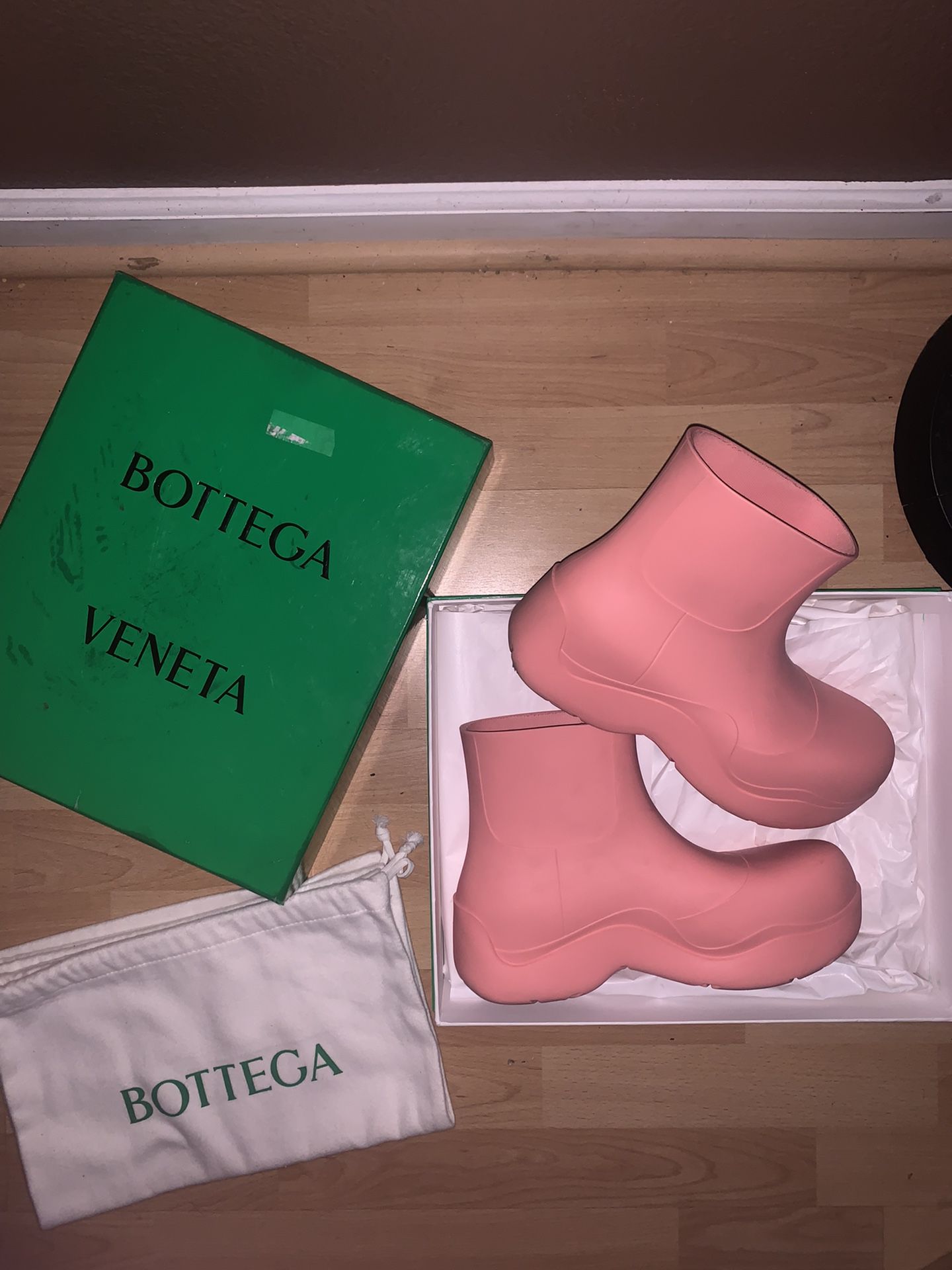 Bottega Veneta Puddle Boots “flamingo” Size 41 (US 8) [fits Like 8.5]