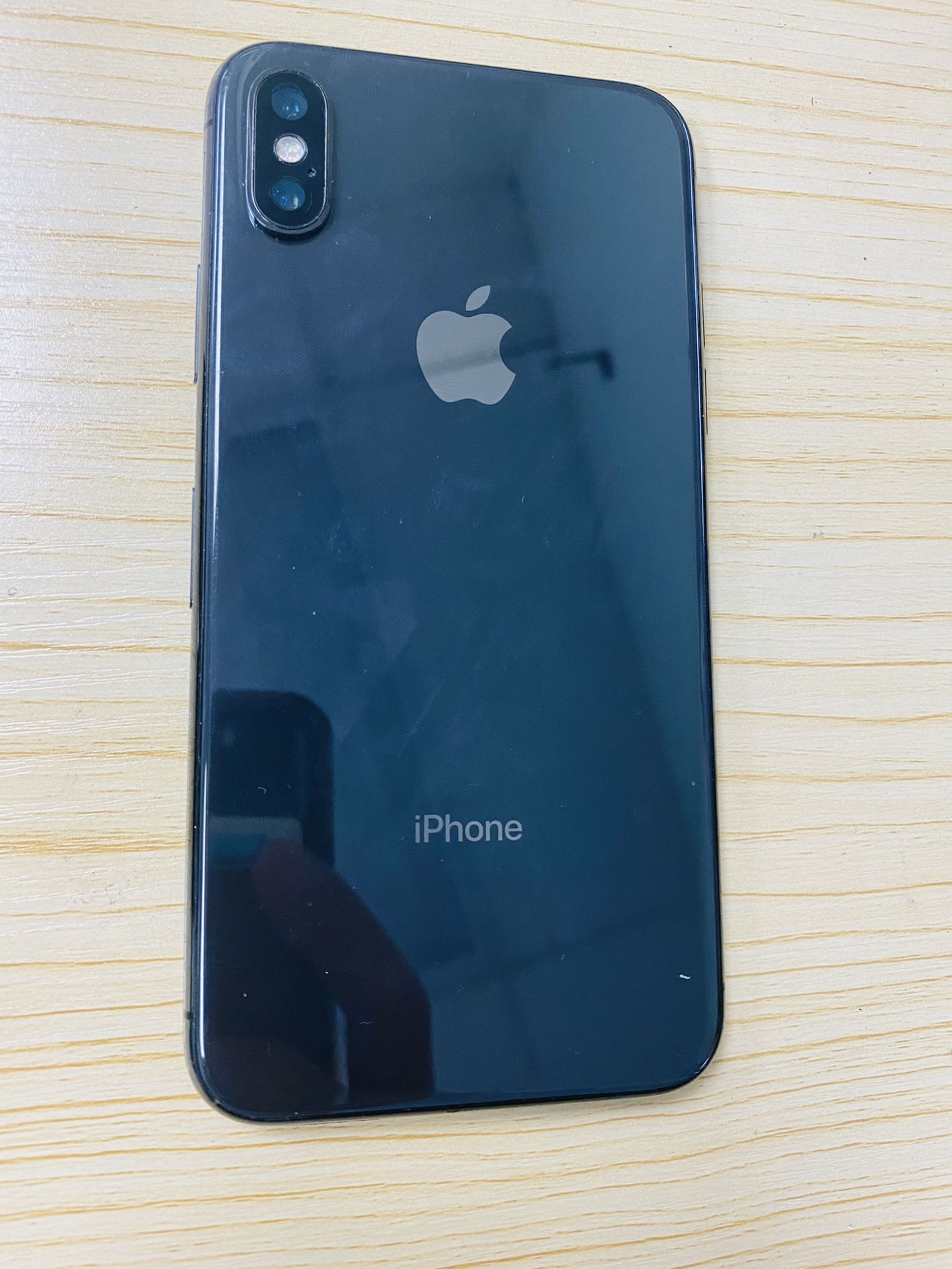 Iphone X ( Read Description )