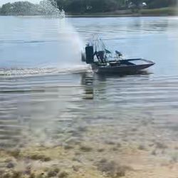 RC Airboat