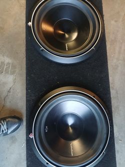 TWO 12"ROCKFORD FOSGATE P3