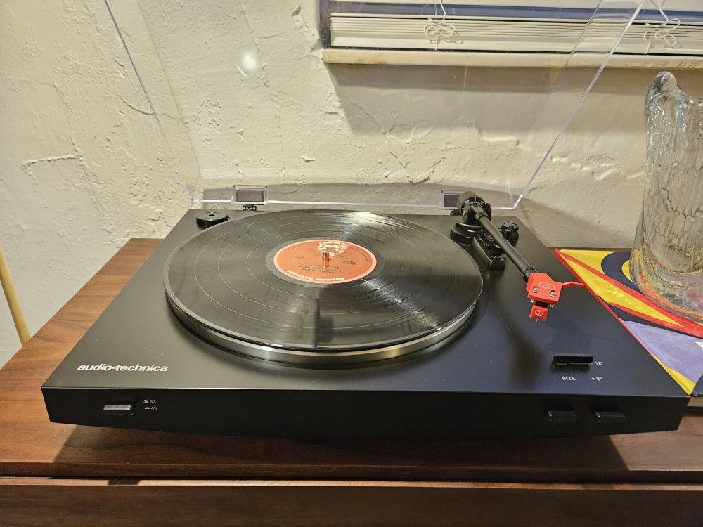 Audio-Technica AT-LP3 Fully Automatic Belt Drive Stereo Turntable