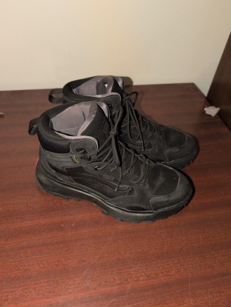 Vans Boots