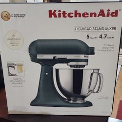 Kitchen aid tilt-head stand mixer Retails: 449.00