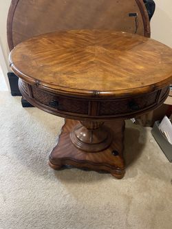 Beautiful padestal table with 2 chairs either sold as a set of three or sold separately .table $199 and chair $ 75 each or set for $299