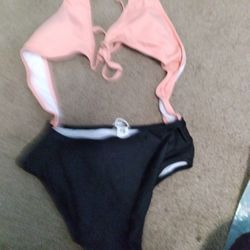 Size Medium New Cute Bikini