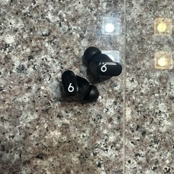 Beat Earbuds 