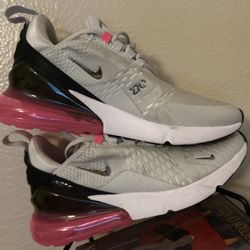 Nike Air Max 270 