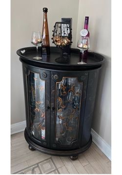 Bar cabinet