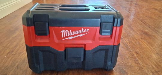 Milwaukee Portable W/2 Batteries and Rapid Charger.
