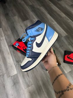 Jordan 1 Retro High Obsidian