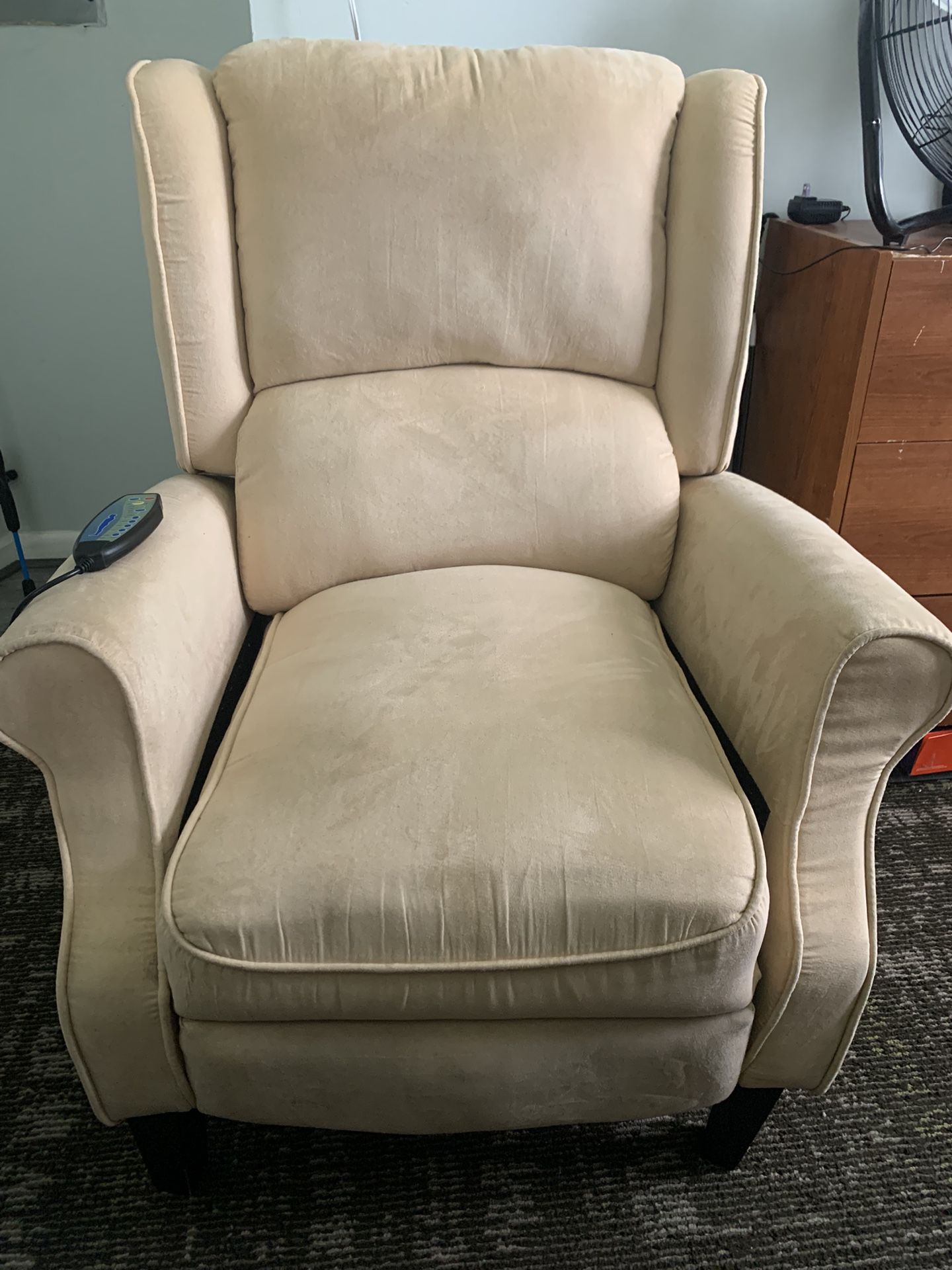 Vibrating Recliner Massage Chair
