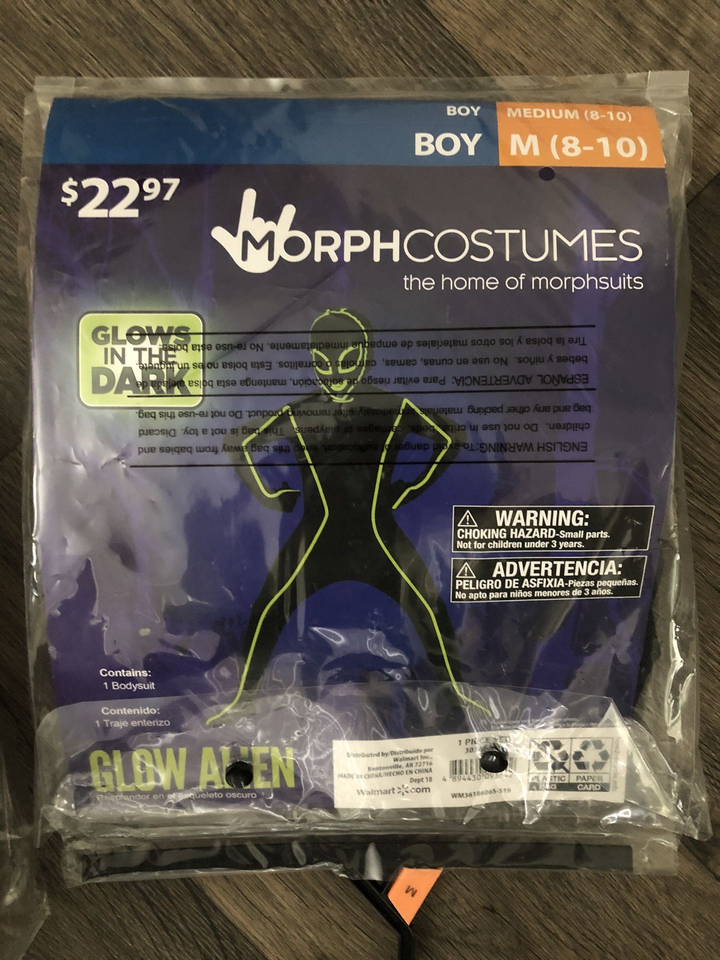 Costume $10