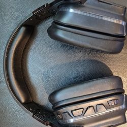 Logitech G 935 Gaming Headset 