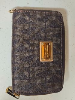 Michael Kors Jet Set Travel Zip Around Wallet Brown MK Signature Continental