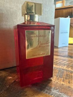 Baccarat Cologne (Read)