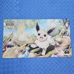 Pokémon Eevee Playing Mat/mousepad