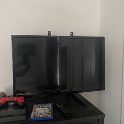 29’ Tv / Monitor With Stand 