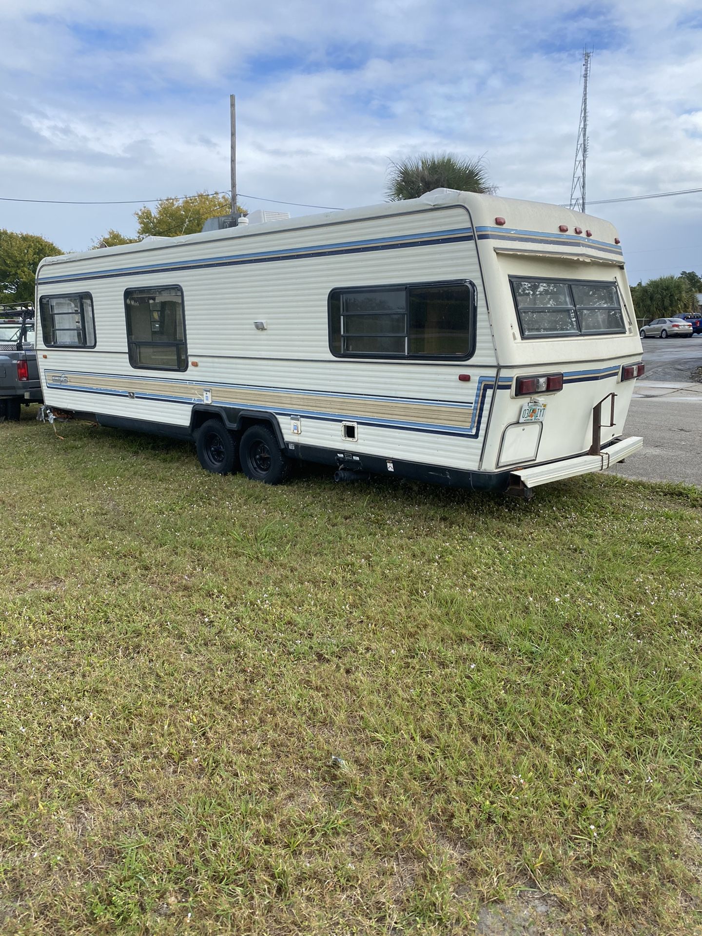 26 Foot Travel Trailer W Florida Title In Hand 
