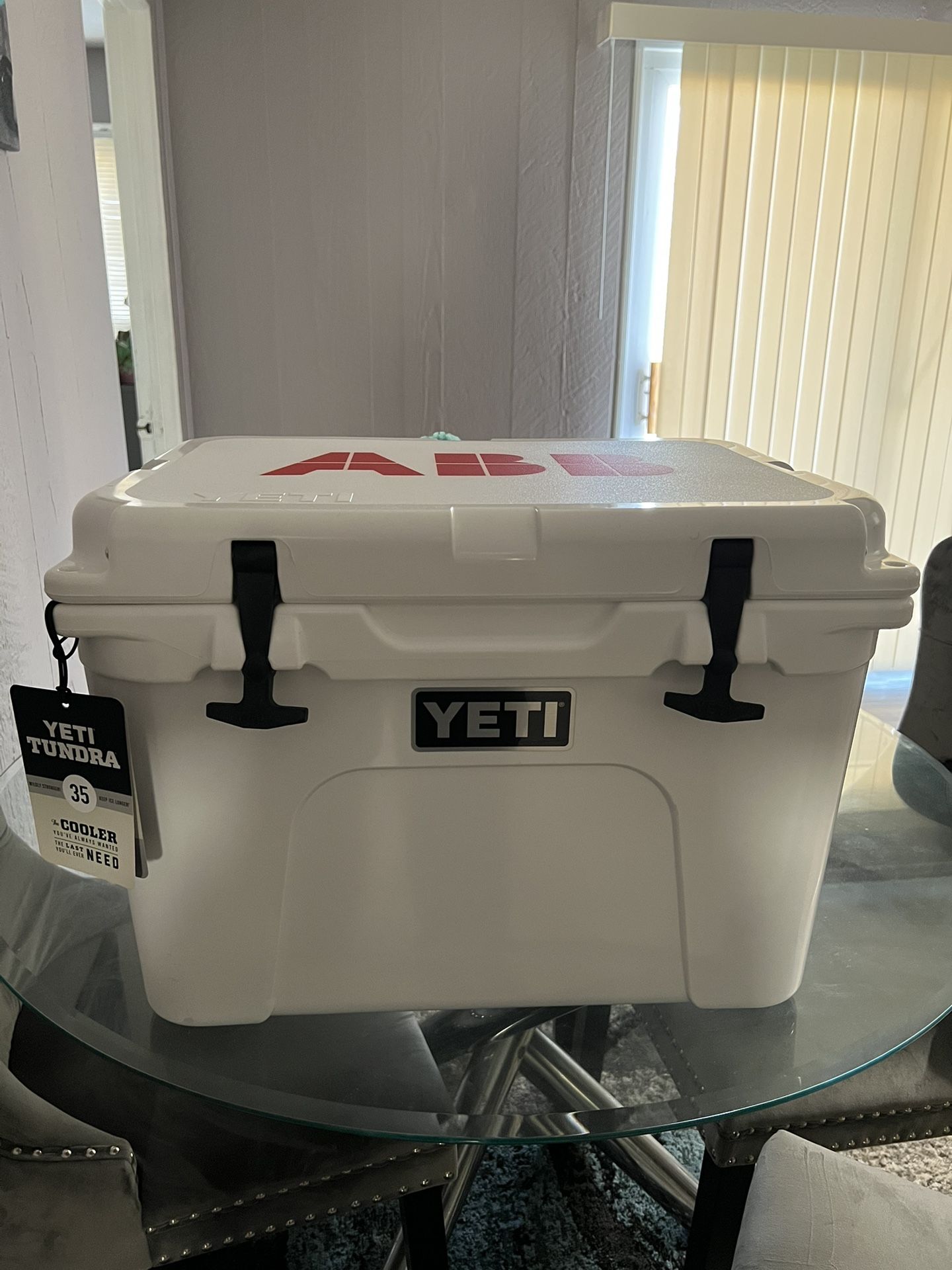 Yeti Tundra 35 Cooler