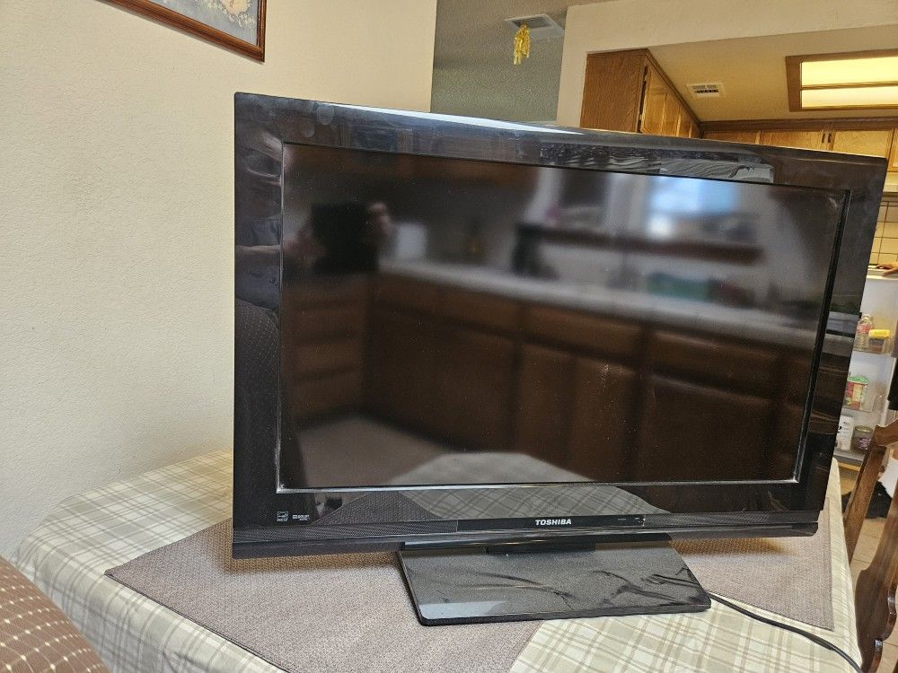 32 Inch Toshiba Tv