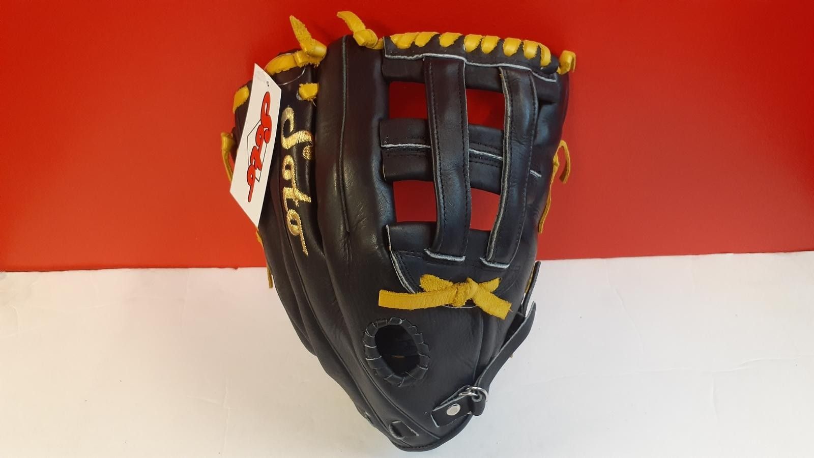 Baseball softball glove made in mexico
