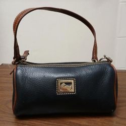 Dooney and bourke mini barrel bag hotsell