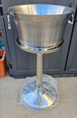 New Assembled BirdRock Home 3-Gallons Stainless Steel Stainless Steel Ice Bucket with Scoop