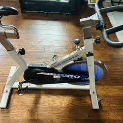 Stationary bike