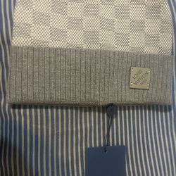 L.V beanie