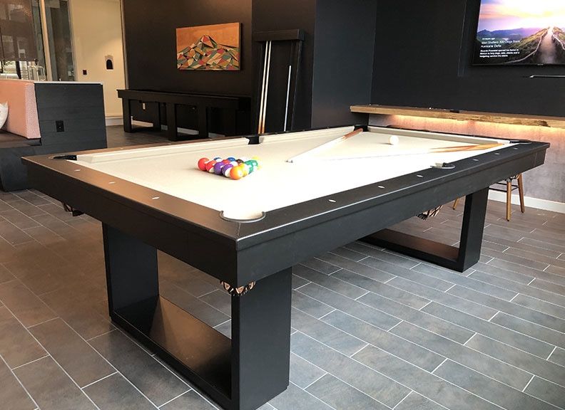 Majestic Pool Table