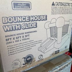 KIDS BOUNCE HOUSE