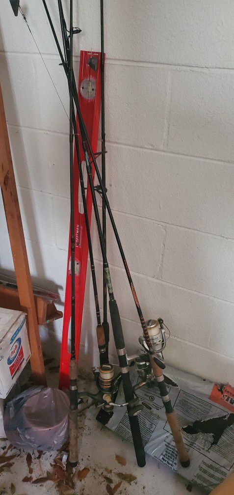 7 Fishing Rods (7 Total), Reels & 3 Bait Filled Tackle Boxes