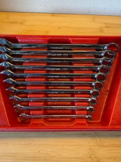 Snap on wrench set