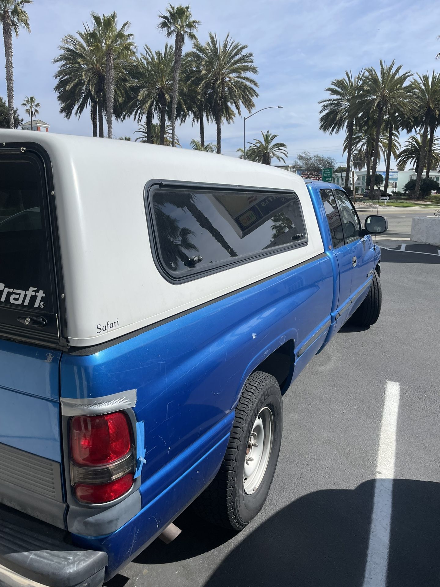 Camper shell 8 feet