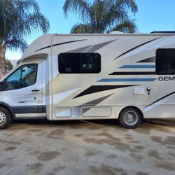 2016 Thor Gemini Class C Motorhome Diesel 