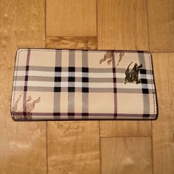 Burberry Wallet Women’s Everyday Designer Wallet