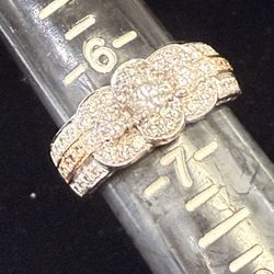14k White Gold Diamond Lady’s Ring 