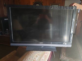 Vizio 32 inch flat screen.