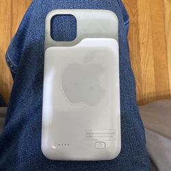 iPhone 11 Pro Max Case Charger