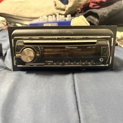 pioneer deh-x6500bt stereo system