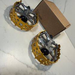 Gold New Tipsum Bear Trap Pedals 1/2 Inch BMX Vintage Klunker Schwinn 