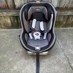 NextFit Zip Convertible Car Seat - Carbon