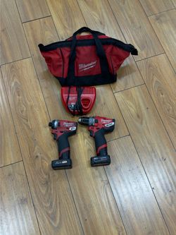 Milwaukee M12 FUEL 12-Volt Lithium-Ion Cordless Hammer Drill & Impact Driver Combo Kit, 2 Batteries