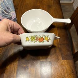Set of two Vintage Corning Ware Dishes 