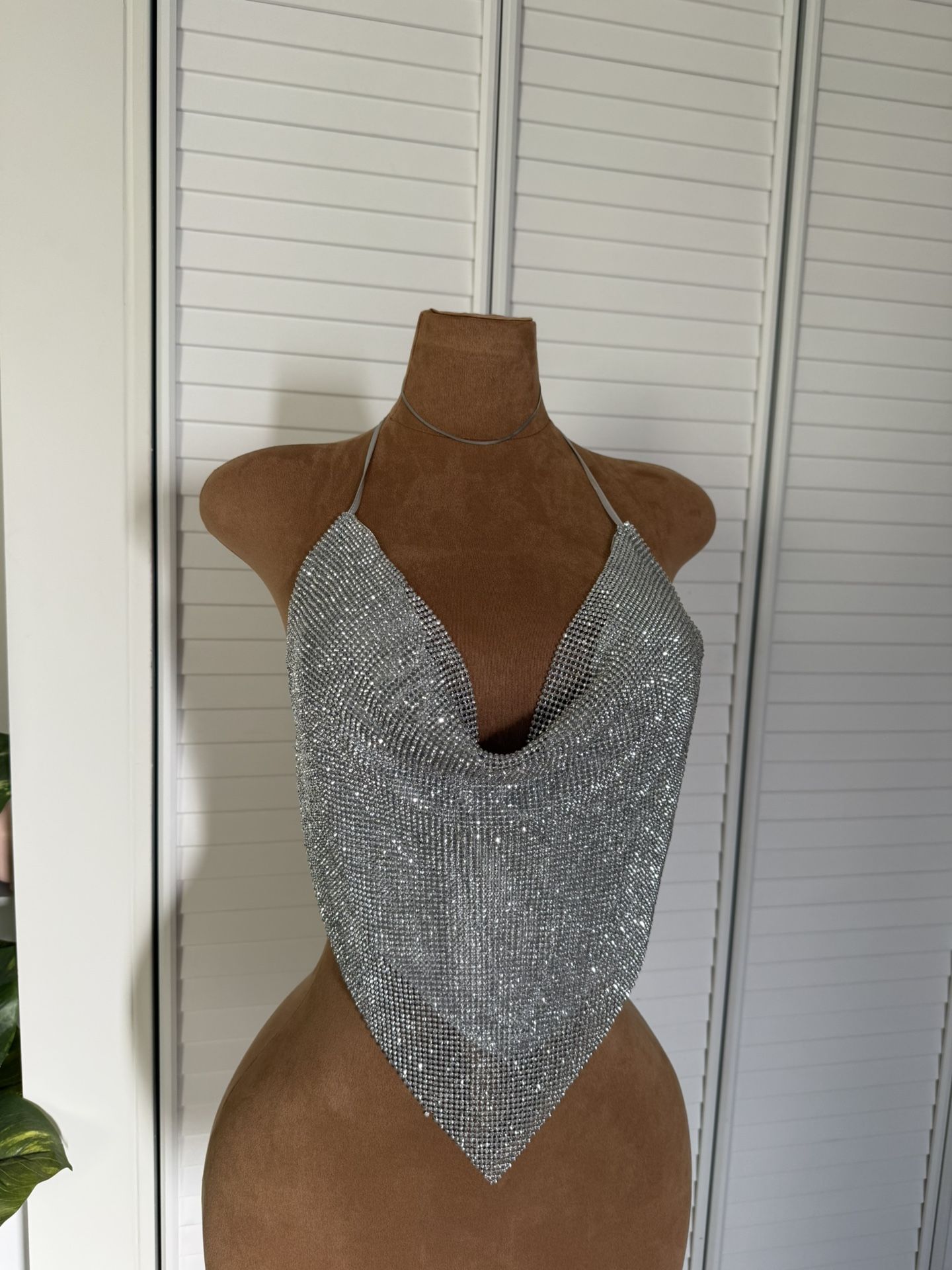 Silver Rhinestone Cowl Neck Top π©Ά