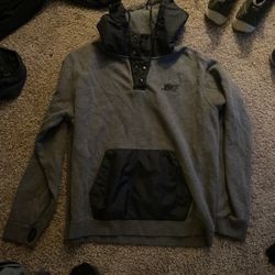 Nike sweatshirt