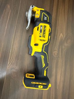 DEWALT 20V MAX XR Multitool