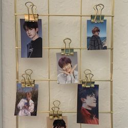 Wire Wall Grid With Clips, Gold