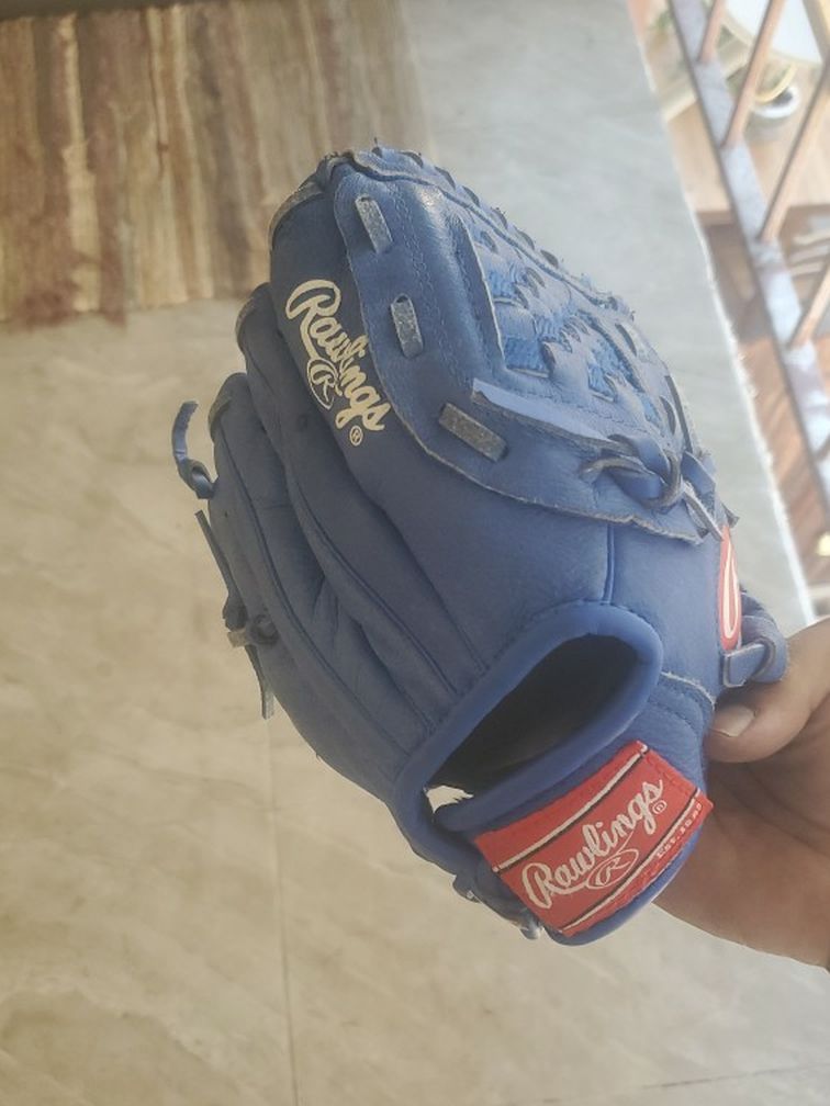 Rawlings 9.5" Baseball Glove