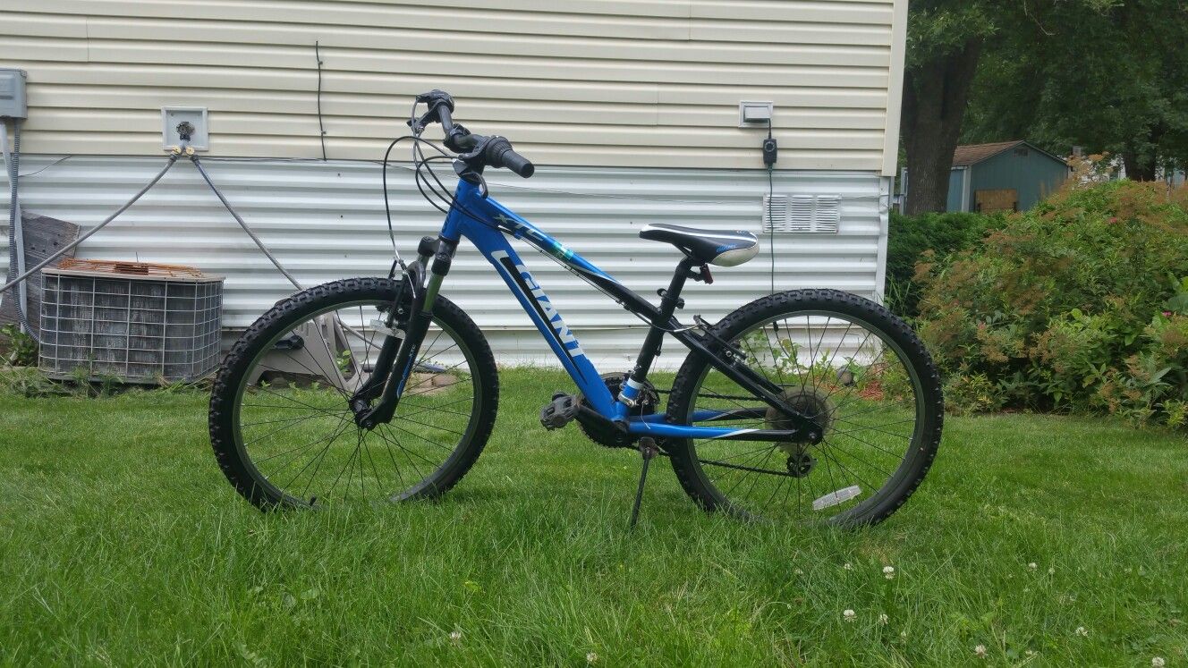 Giant xtc 24"